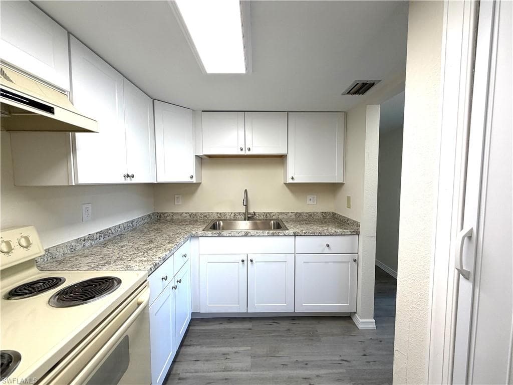 3704 Broadway # 204, FORT MYERS FL 33901-3