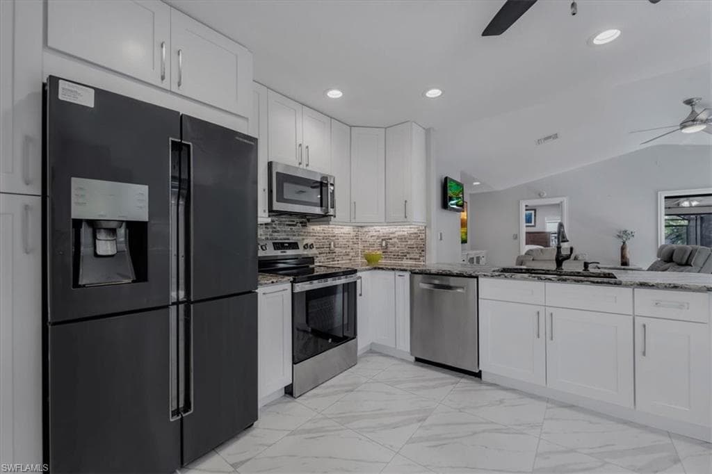 2132 Barbados AVE, FORT MYERS FL 33905-9