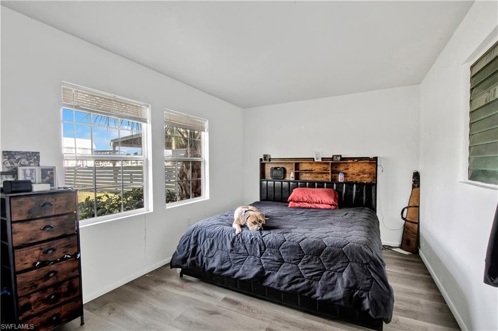 101 Pago Pago DR E, NAPLES FL 34113-28