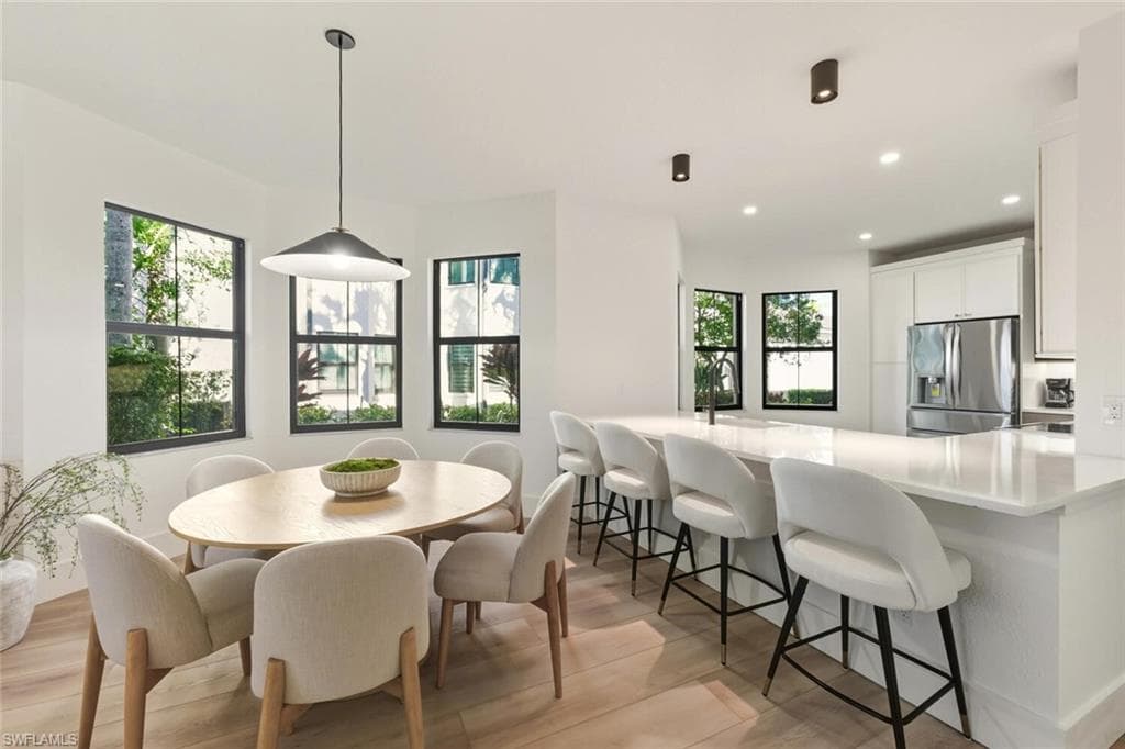 2396 Ravenna BLVD # 102, NAPLES FL 34109-15