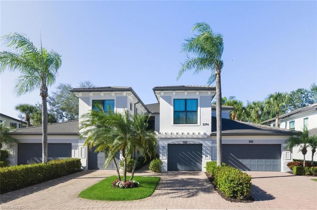 2396 Ravenna BLVD # 102, NAPLES FL 34109-31