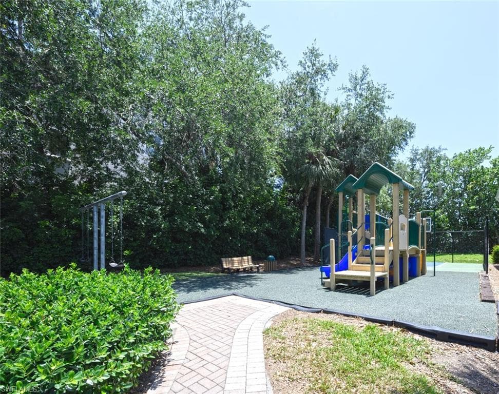 2396 Ravenna BLVD # 102, NAPLES FL 34109-43