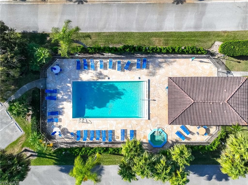 228 Fox Glen DR # 3310, NAPLES FL 34104-42