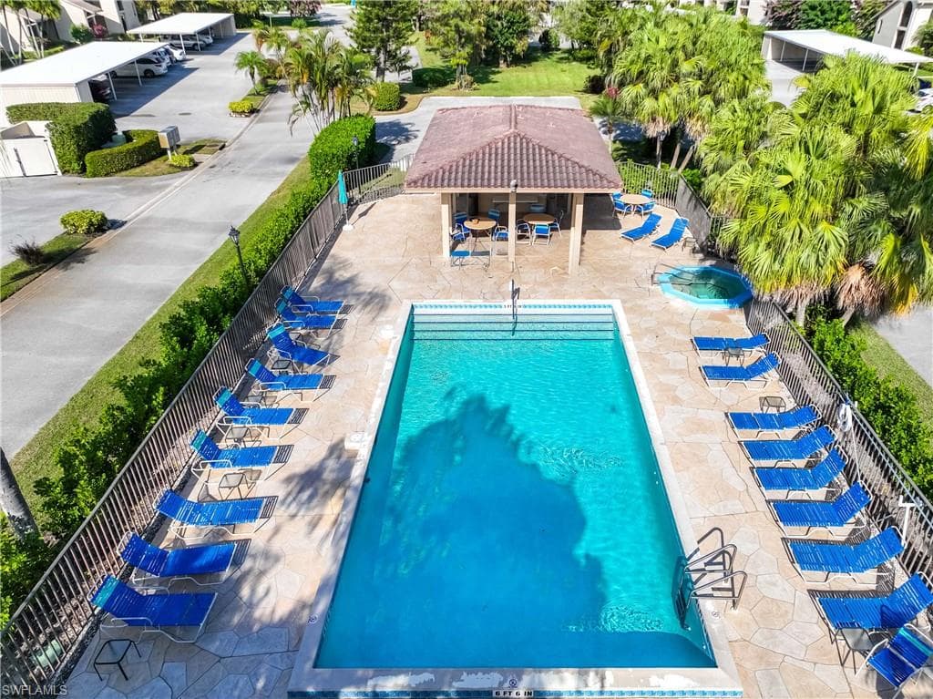 228 Fox Glen DR # 3310, NAPLES FL 34104-40