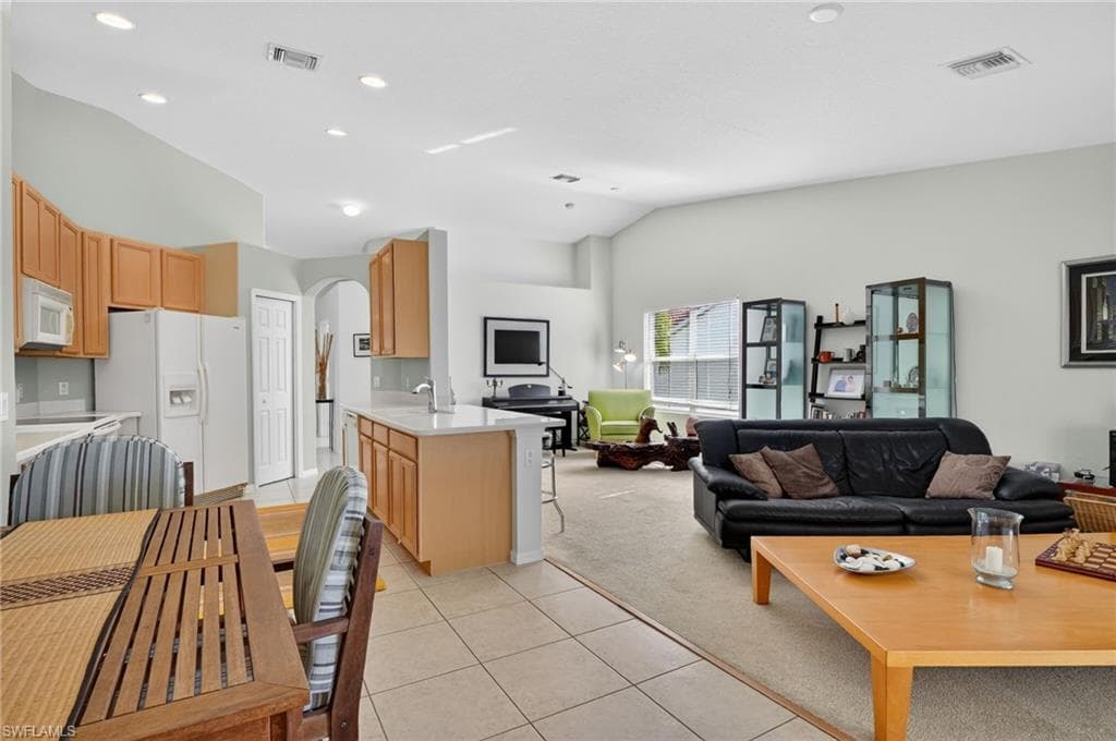 6837 Sterling Greens DR # 201, NAPLES FL 34104-15