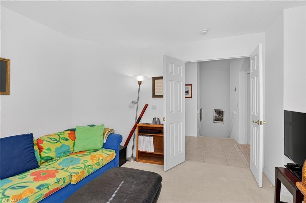 6837 Sterling Greens DR # 201, NAPLES FL 34104-31