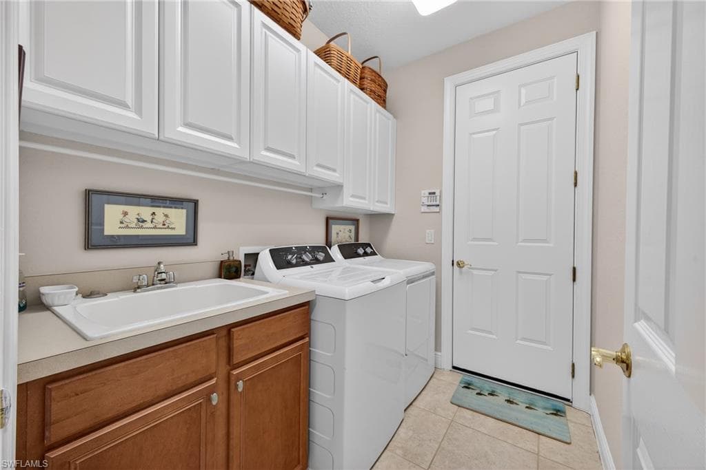 8839 Largo Mar DR, ESTERO FL 33967-24