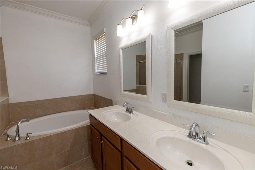 2769 Via Piazza LOOP, FORT MYERS FL 33905-15