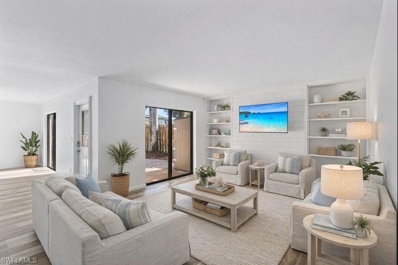 4001 Sandlewood LN # 4, FORT MYERS FL 33907-1