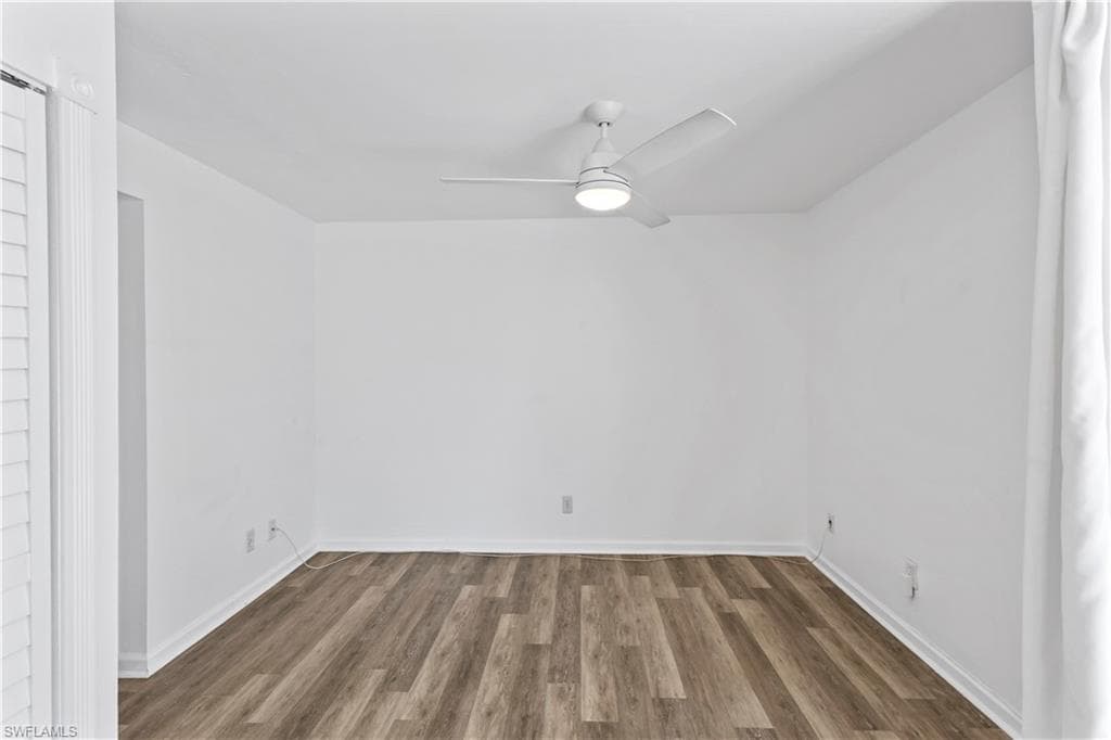 4001 Sandlewood LN # 4, FORT MYERS FL 33907-15