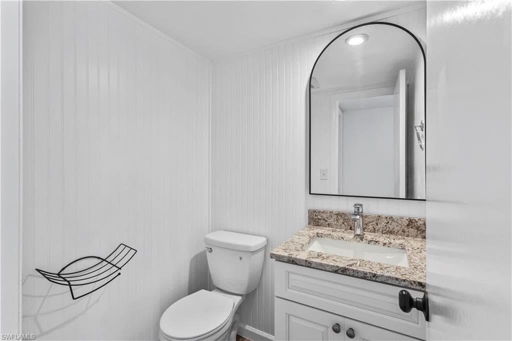 4001 Sandlewood LN # 4, FORT MYERS FL 33907-30