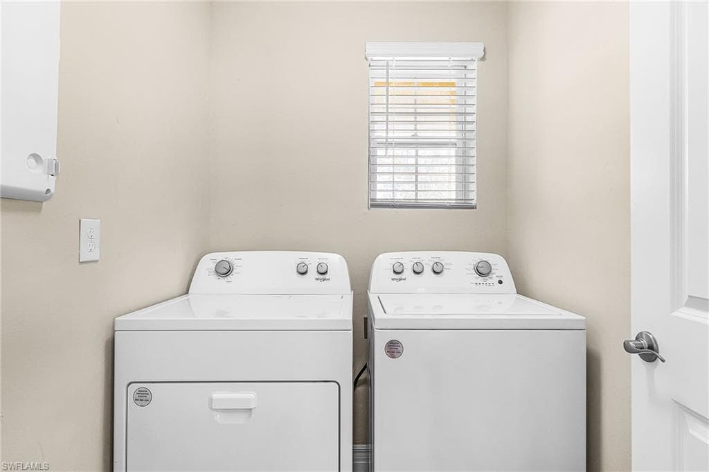 18524 Cronin Sand LN, NORTH FORT MYERS FL 33917-19