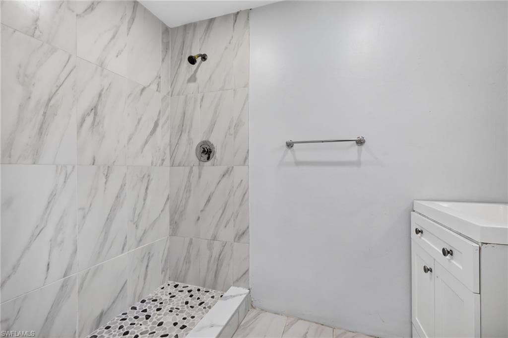 3067 Royal Palm AVE, FORT MYERS FL 33901-15