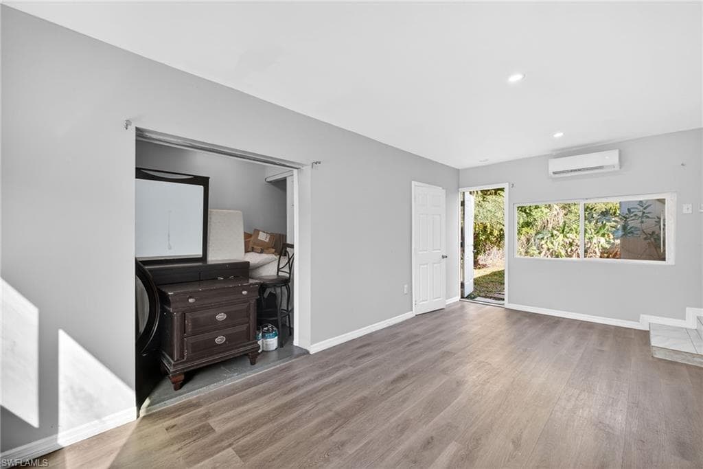 3067 Royal Palm AVE, FORT MYERS FL 33901-11