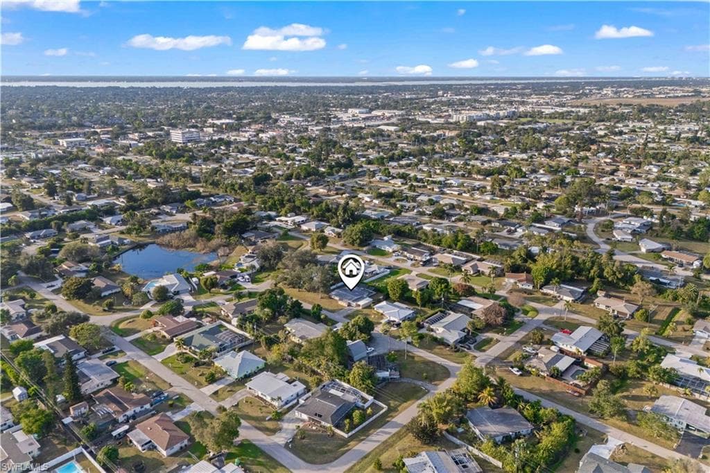 2249 Ephraim AVE, FORT MYERS FL 33907-4