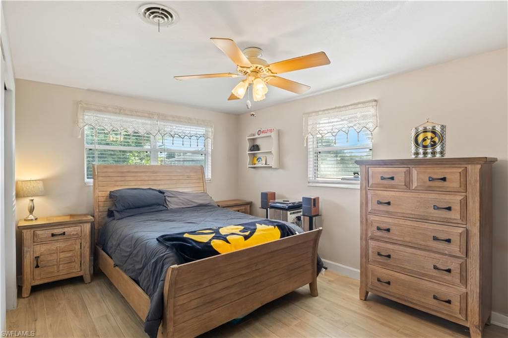 2249 Ephraim AVE, FORT MYERS FL 33907-29