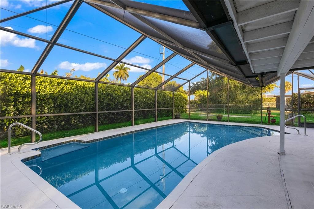 2249 Ephraim AVE, FORT MYERS FL 33907-36