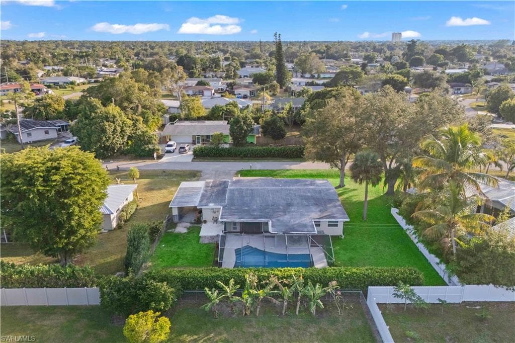 2249 Ephraim AVE, FORT MYERS FL 33907-3