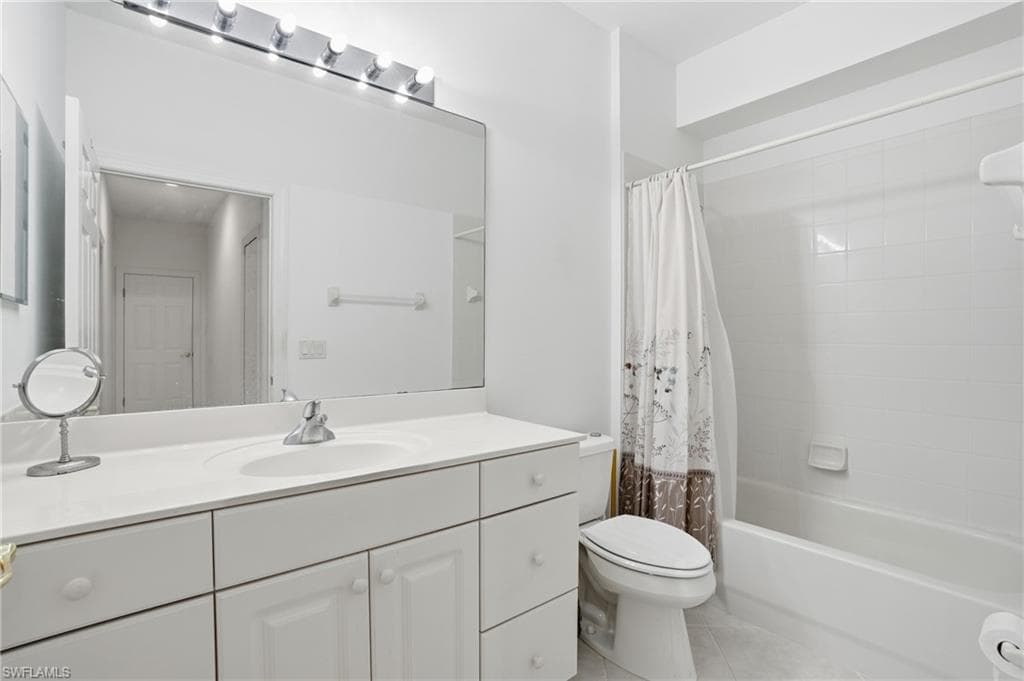 10537 Bella Vista DR, FORT MYERS FL 33913-27