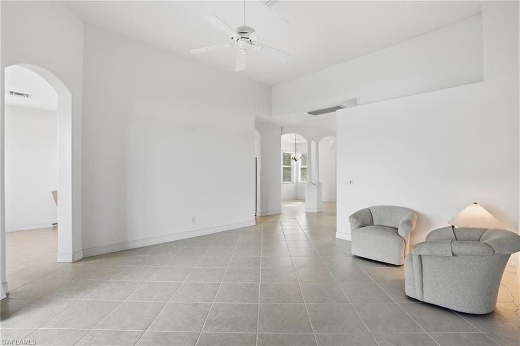 10537 Bella Vista DR, FORT MYERS FL 33913-18