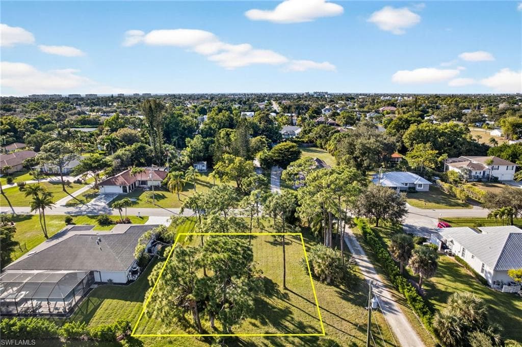 28195 Meadowlark LN, BONITA SPRINGS FL 34134-6