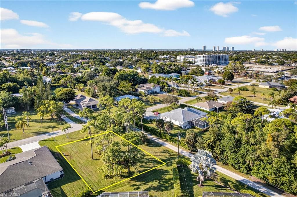 28195 Meadowlark LN, BONITA SPRINGS FL 34134-4