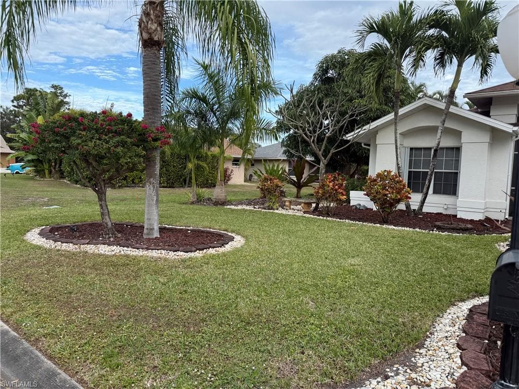 18015 Horseshoe Bay CIR, FORT MYERS FL 33967-1