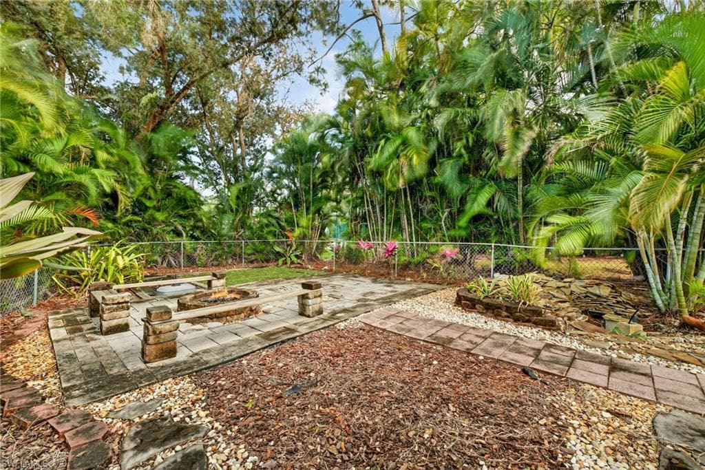 18015 Horseshoe Bay CIR, FORT MYERS FL 33967-20