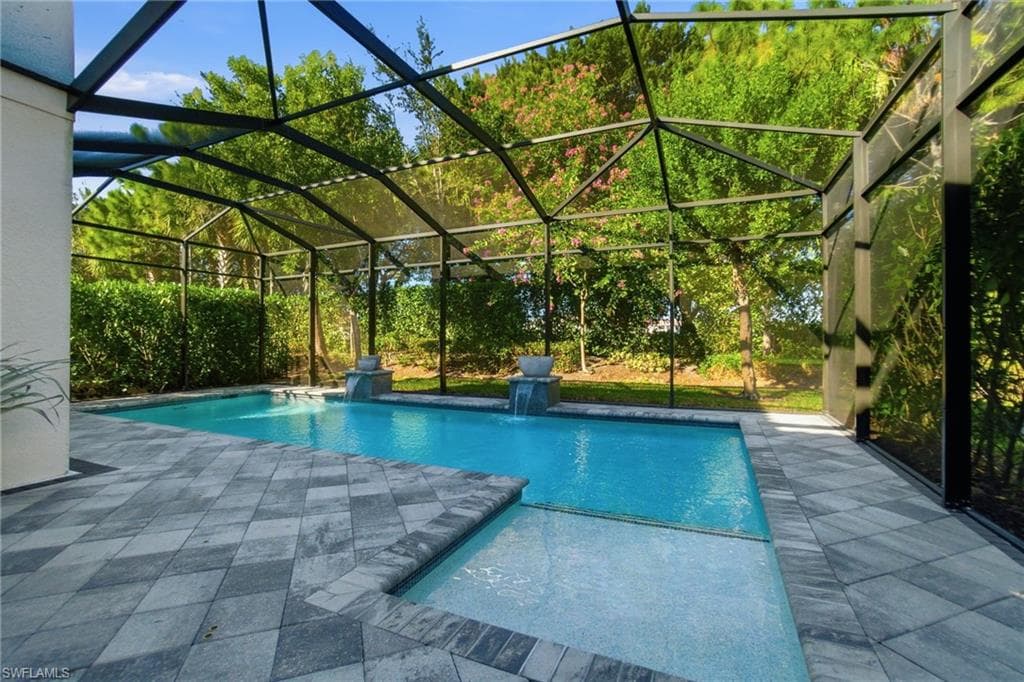 4654 Kensington CIR-26