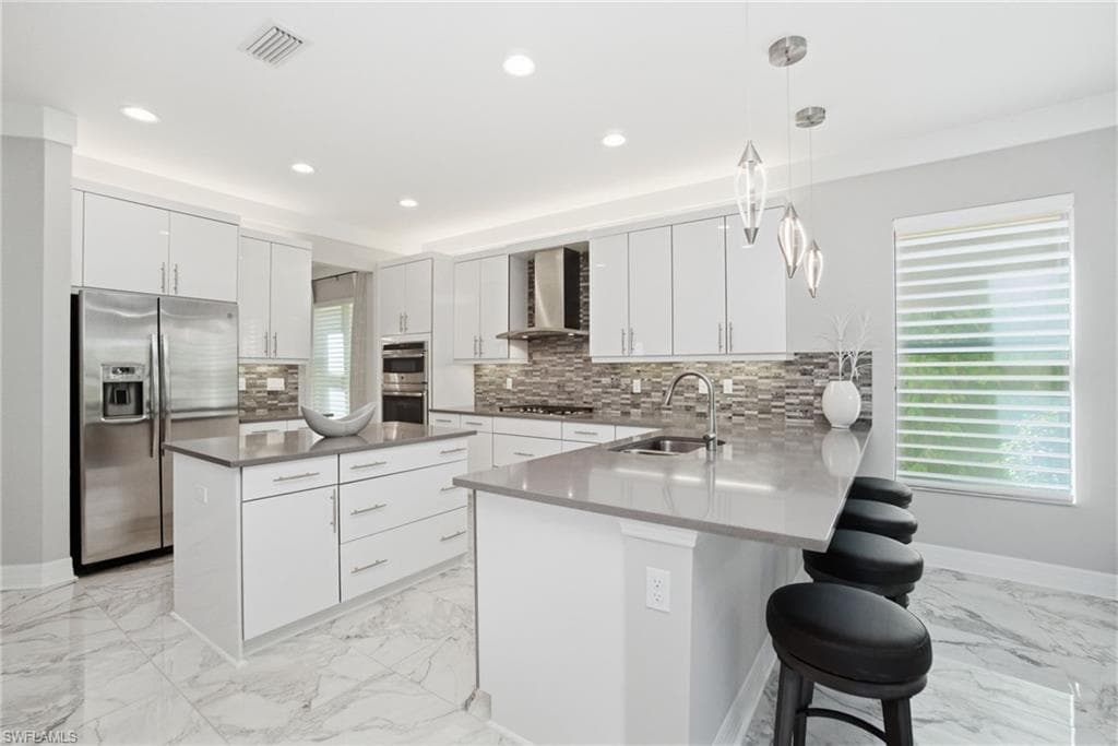 4654 Kensington CIR-3
