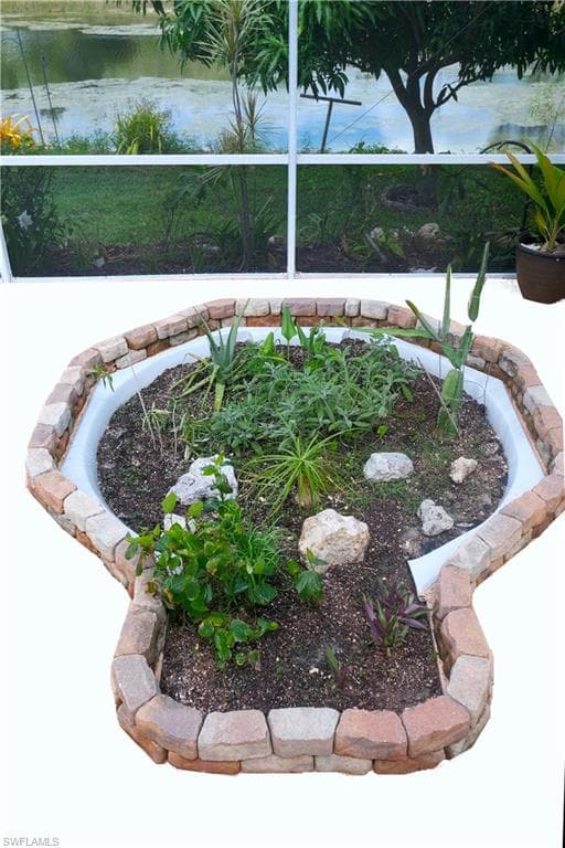 5442 Whitten DR, NAPLES FL 34104-22