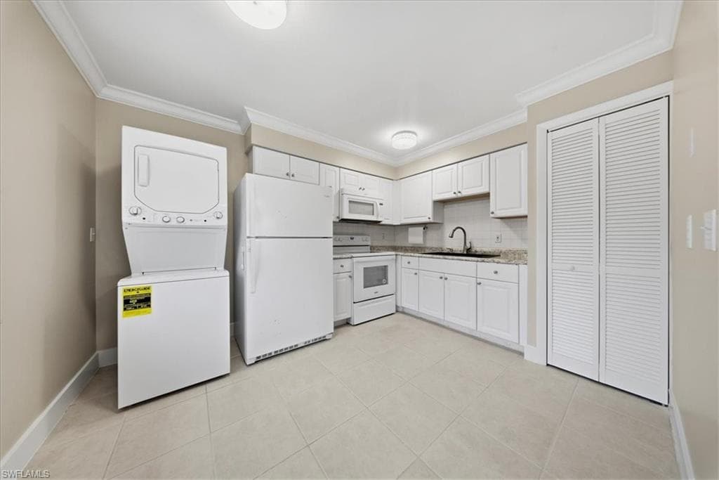 5824-5826 Algiers ST, FORT MYERS FL 33919-36