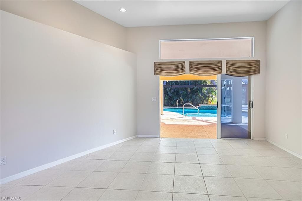 12761 Chartwell DR, FORT MYERS FL 33912-13