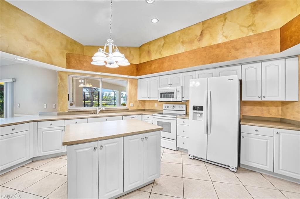 12761 Chartwell DR, FORT MYERS FL 33912-24