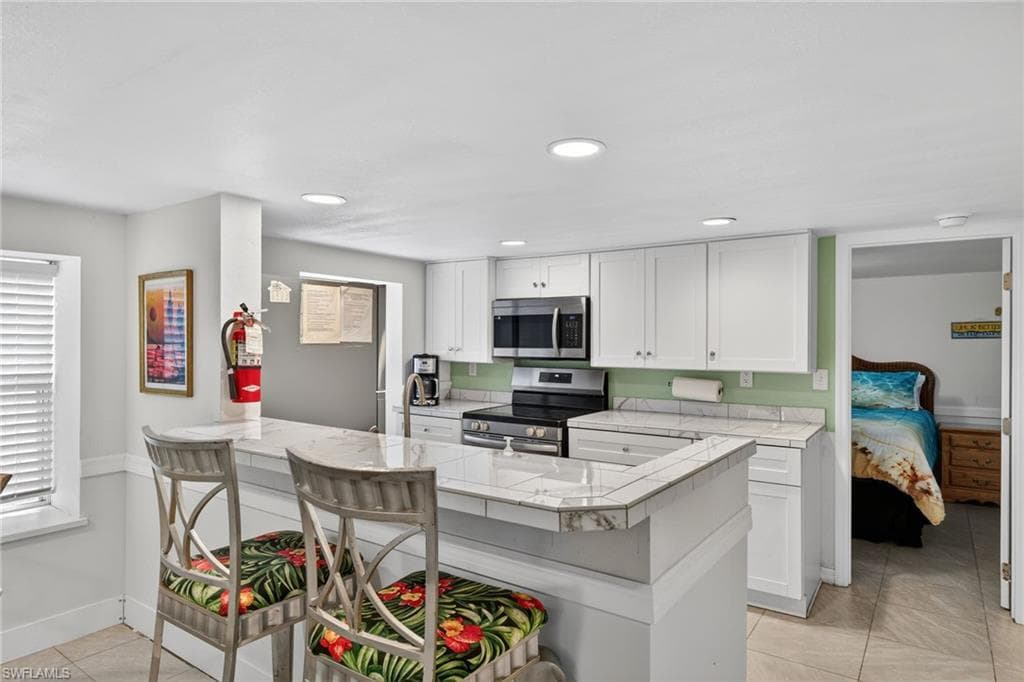 201 Miramar ST, FORT MYERS BEACH FL 33931-26