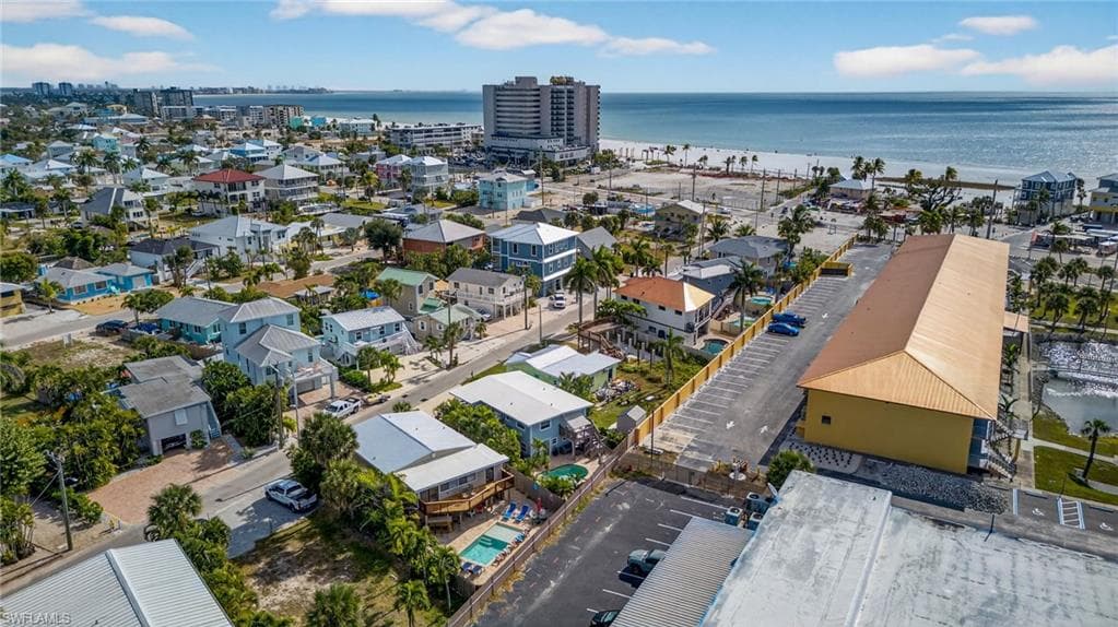 201 Miramar ST, FORT MYERS BEACH FL 33931-39