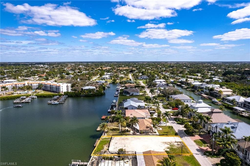 251 6th ST, BONITA SPRINGS FL 34134-8