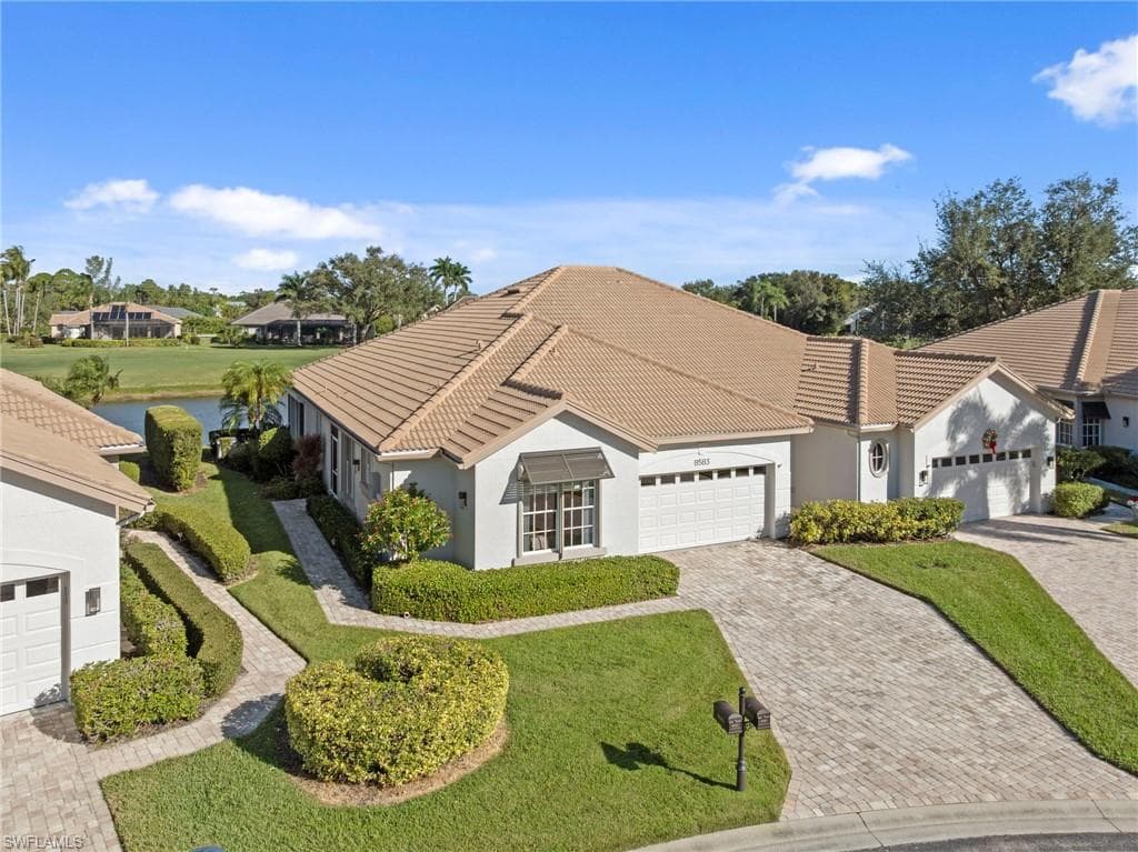 8583 Fairway Bend DR, ESTERO FL 33967-1