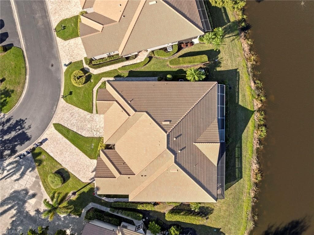 8583 Fairway Bend DR, ESTERO FL 33967-35