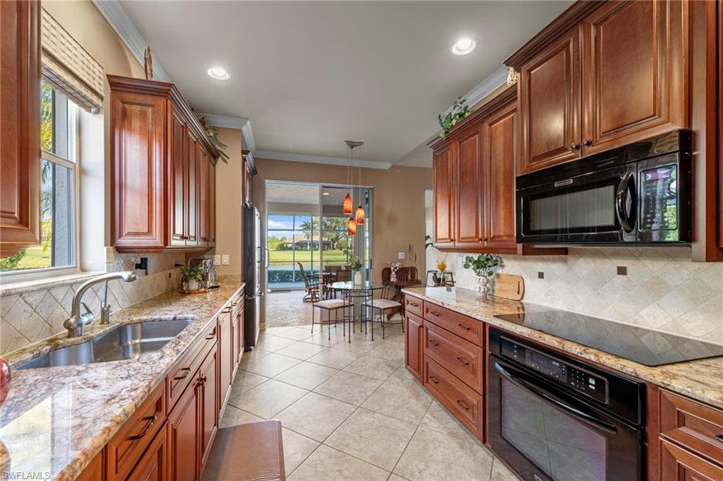 8583 Fairway Bend DR, ESTERO FL 33967-14