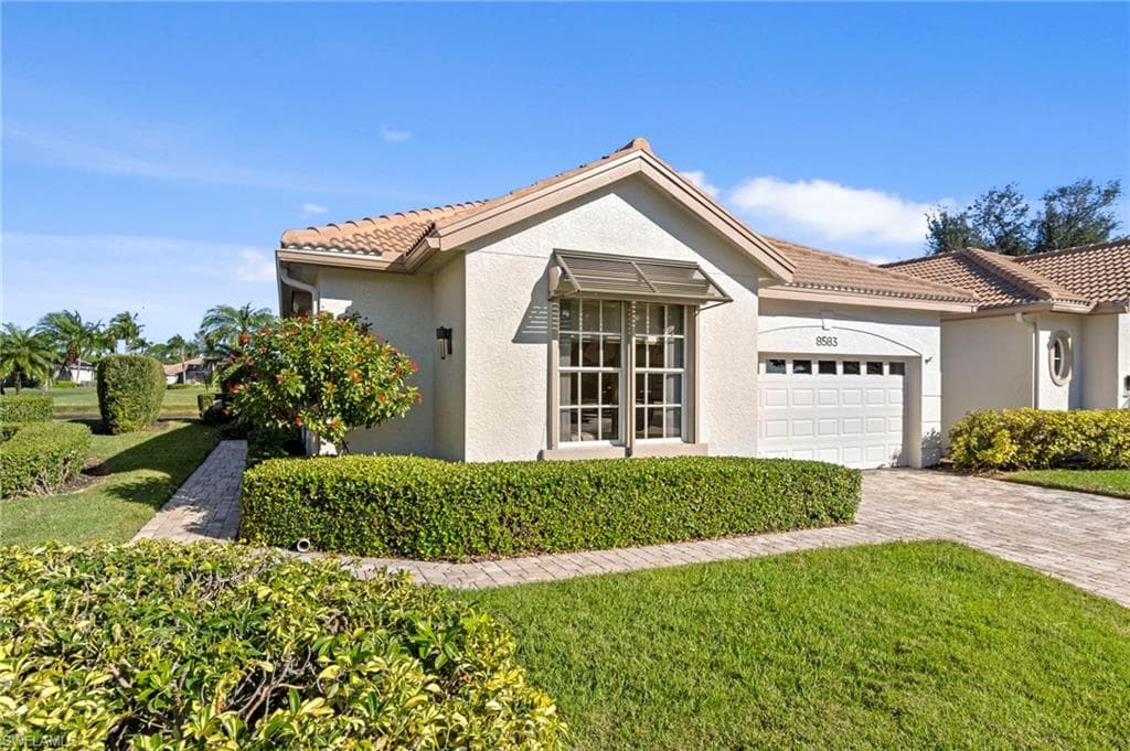 8583 Fairway Bend DR, ESTERO FL 33967-7