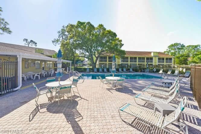 2596 Kings Lake BLVD # 103, NAPLES FL 34112-27