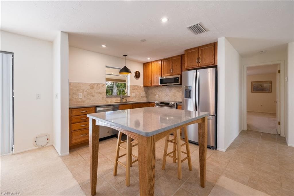 1614 S Mayfair RD, FORT MYERS FL 33919-11