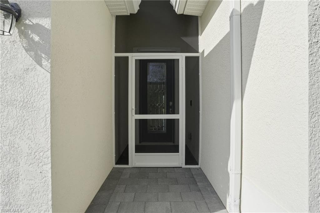 2251 Dancy ST, NAPLES FL 34120-1