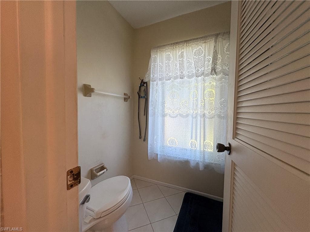 7371 Golf Villa DR, FORT MYERS FL 33967-11