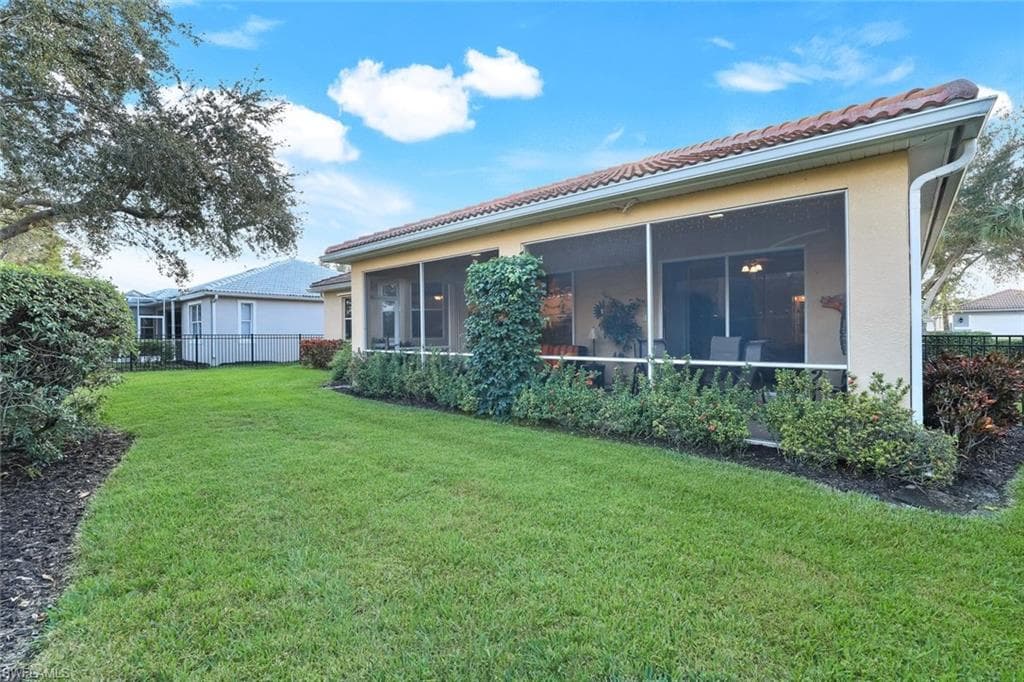 3815 Recreation LN, NAPLES FL 34116-27