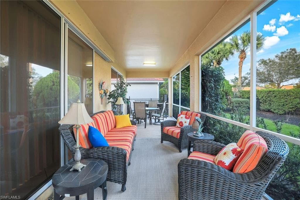 3815 Recreation LN, NAPLES FL 34116-24