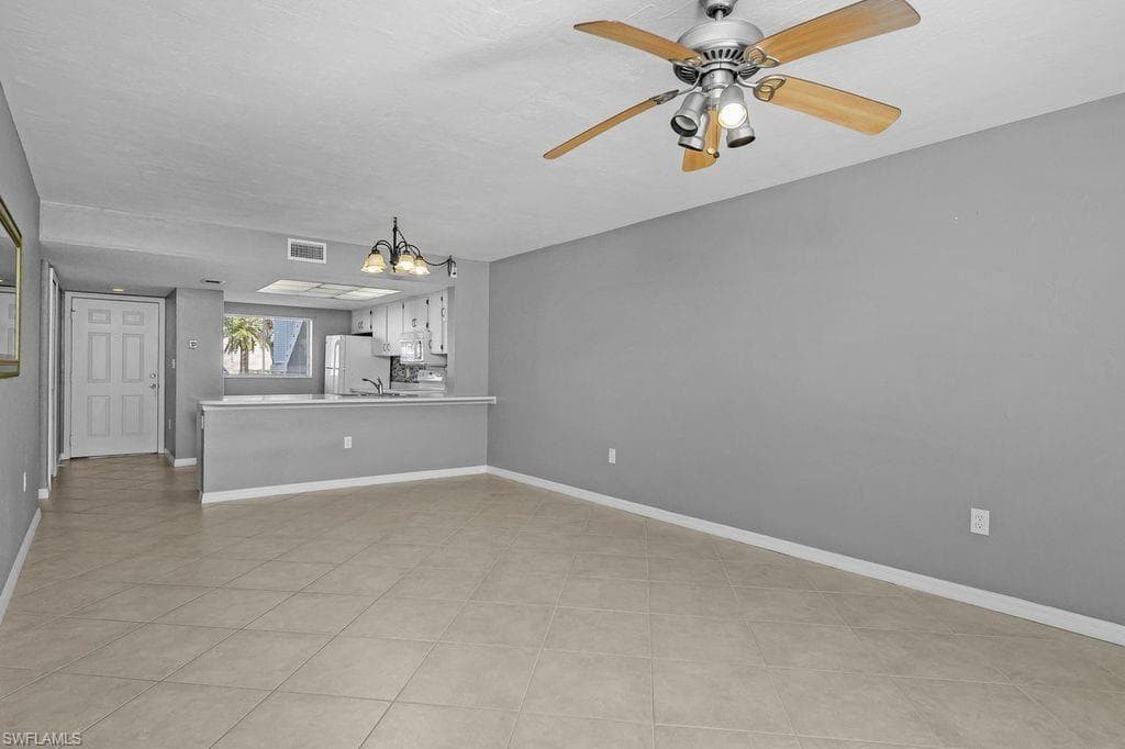 2360 Naples Trace CIR # 2, NAPLES FL 34109-13