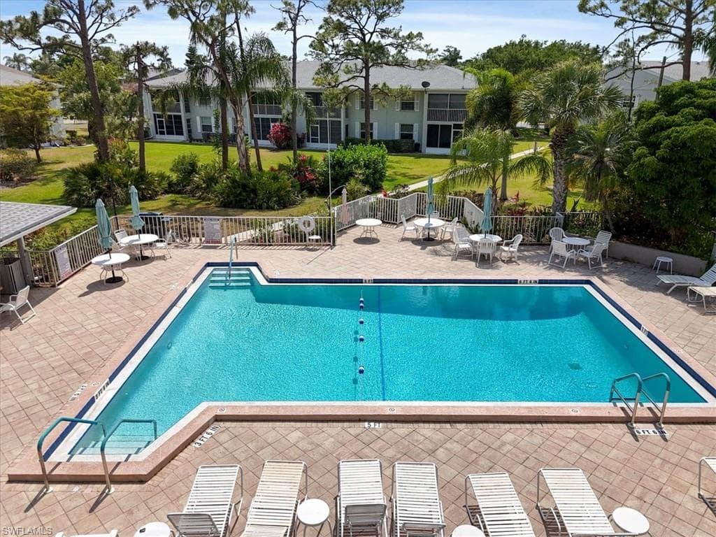 7086 Nantucket CIR # 6, NORTH FORT MYERS FL 33917-26