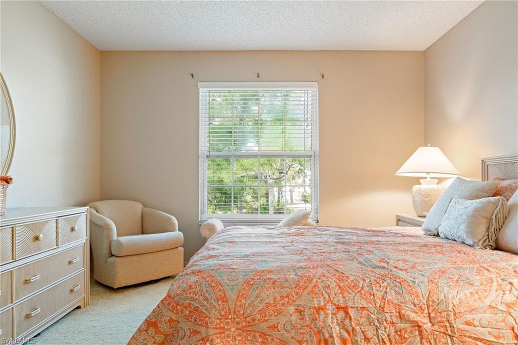 7086 Nantucket CIR # 6, NORTH FORT MYERS FL 33917-6